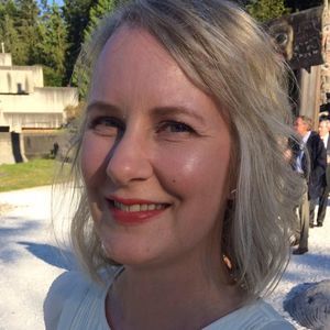 Meet your Posher, Avril